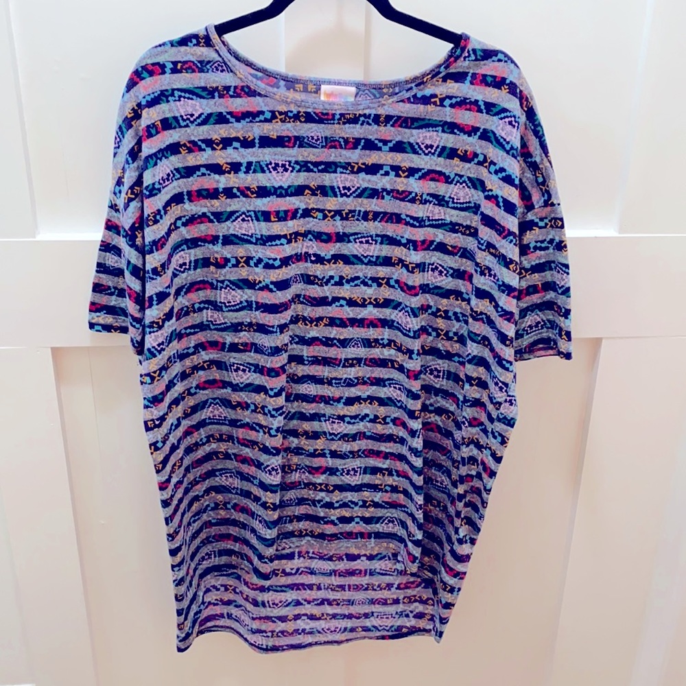 LulaRoe Irma top like new